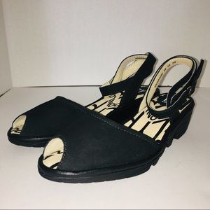 SOLD😀Fly London Ankle Peep Toe Wedge Eur39 Sz 8